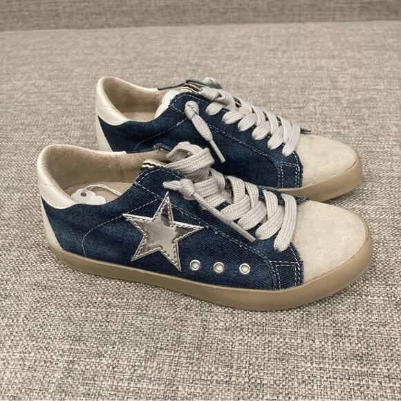 NEW Shu Shop Paula Kids Sneakers in Dark Denim Brand New in Box Size 5 - Picture 1 of 5